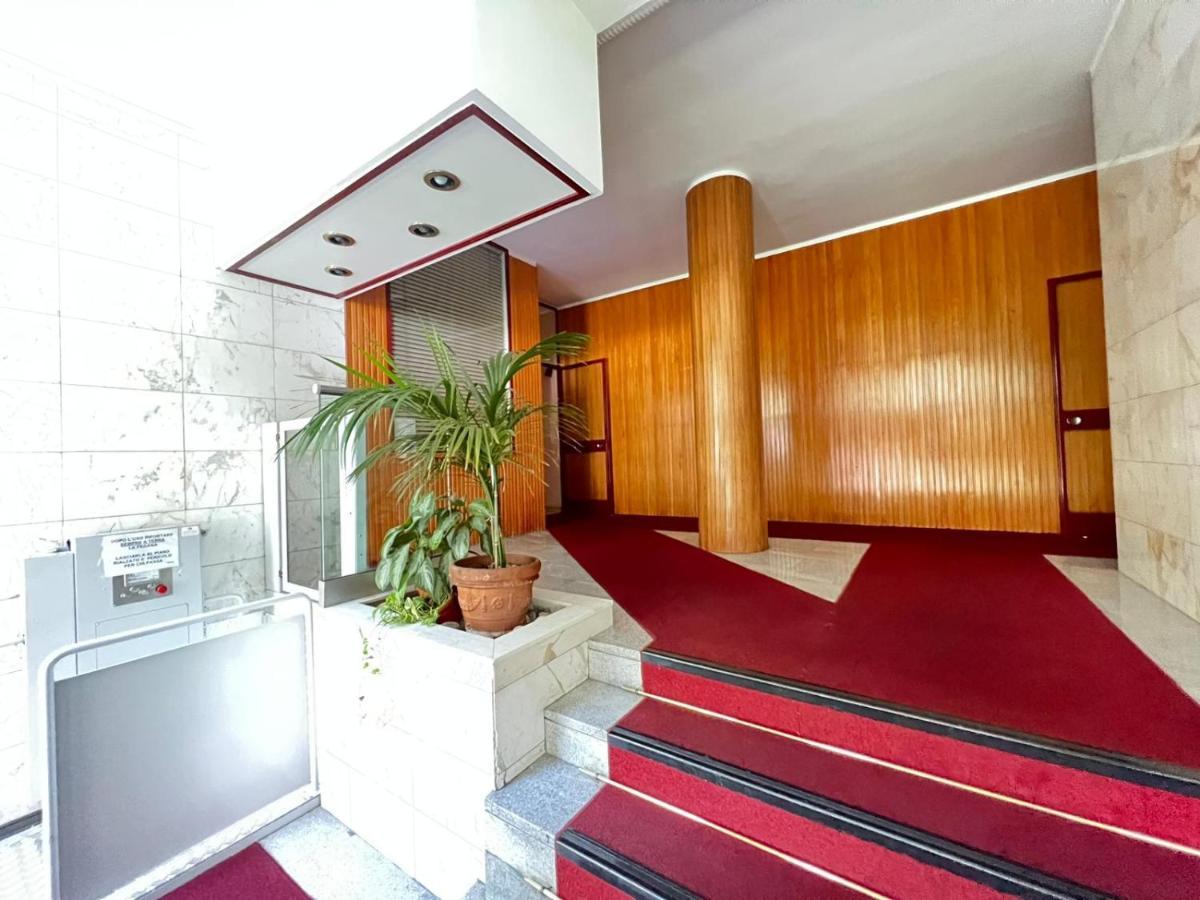 Famagosta House Apartment Милано Екстериор снимка